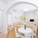 New York Vendégház 3*